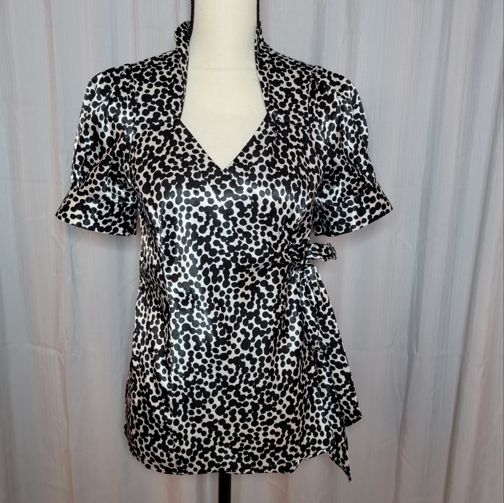 BCBGMaxazria polka-dot wrap shirt size medium